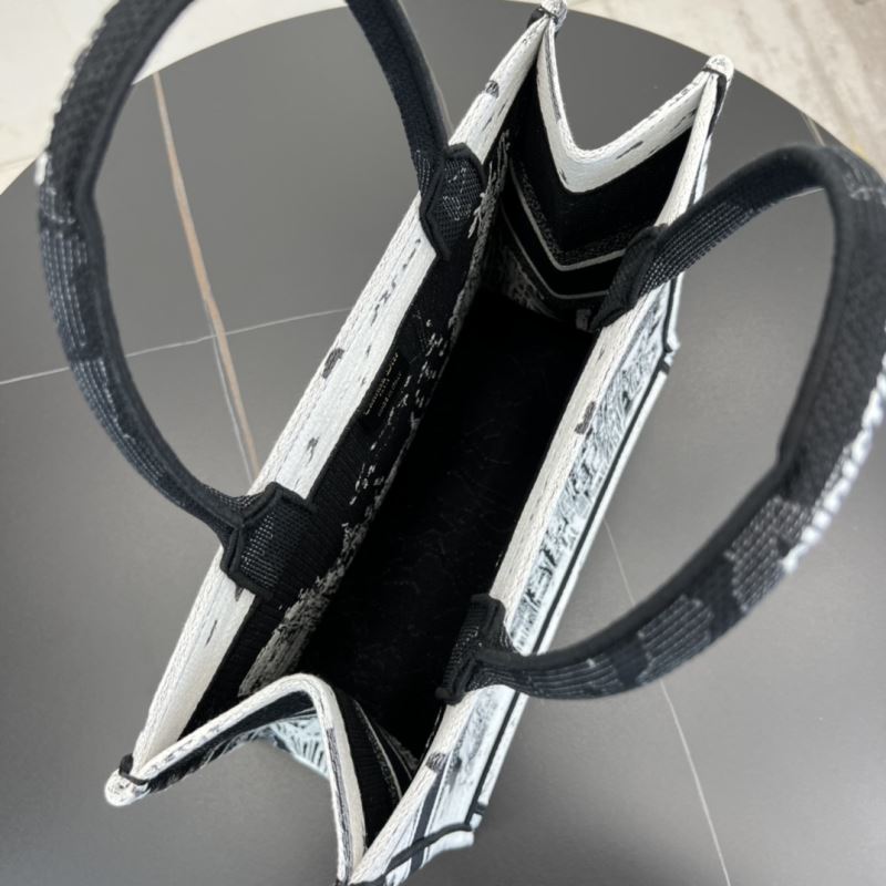 chr1st1an D10r shopping bags